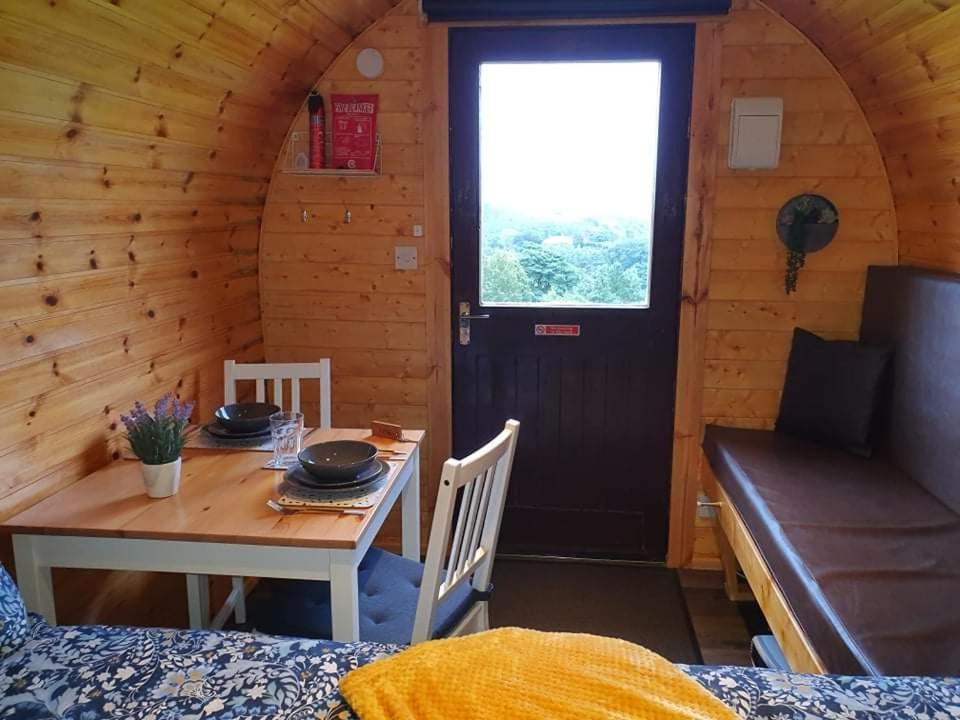 Gorse Hill Glamping Hotel Newcastle  Buitenkant foto