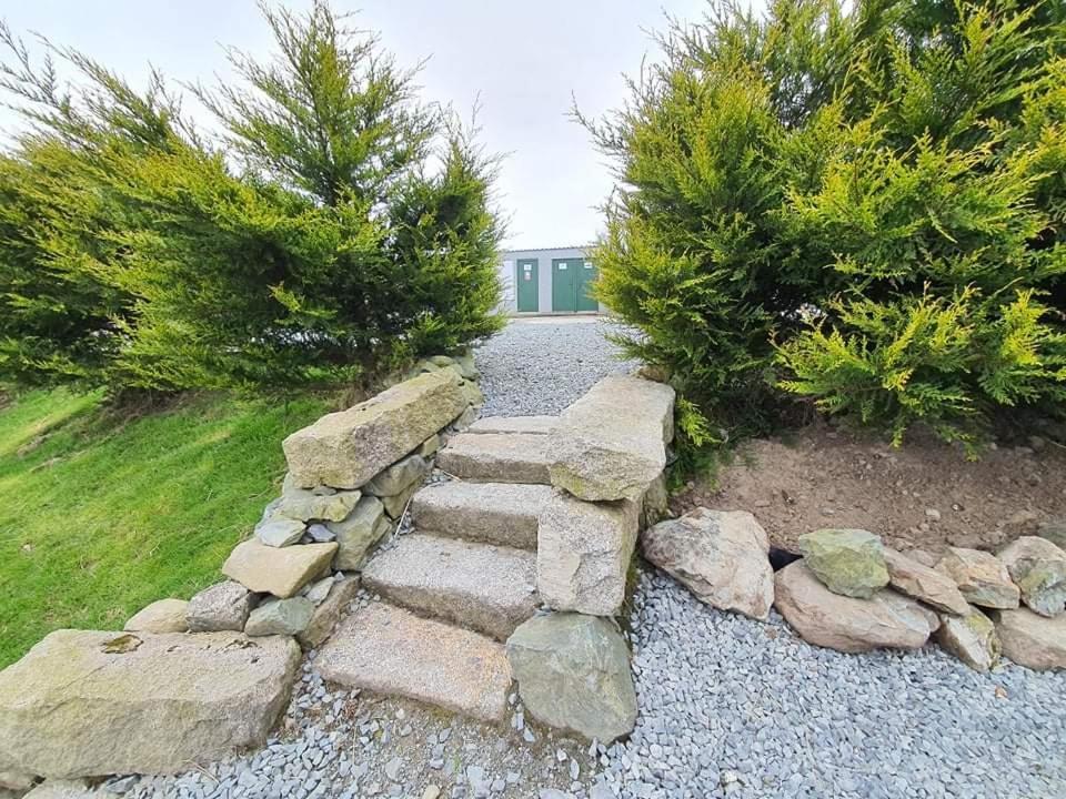 Gorse Hill Glamping Hotel Newcastle  Buitenkant foto